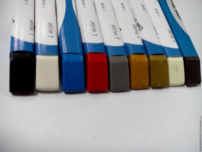 Восковые карандаши