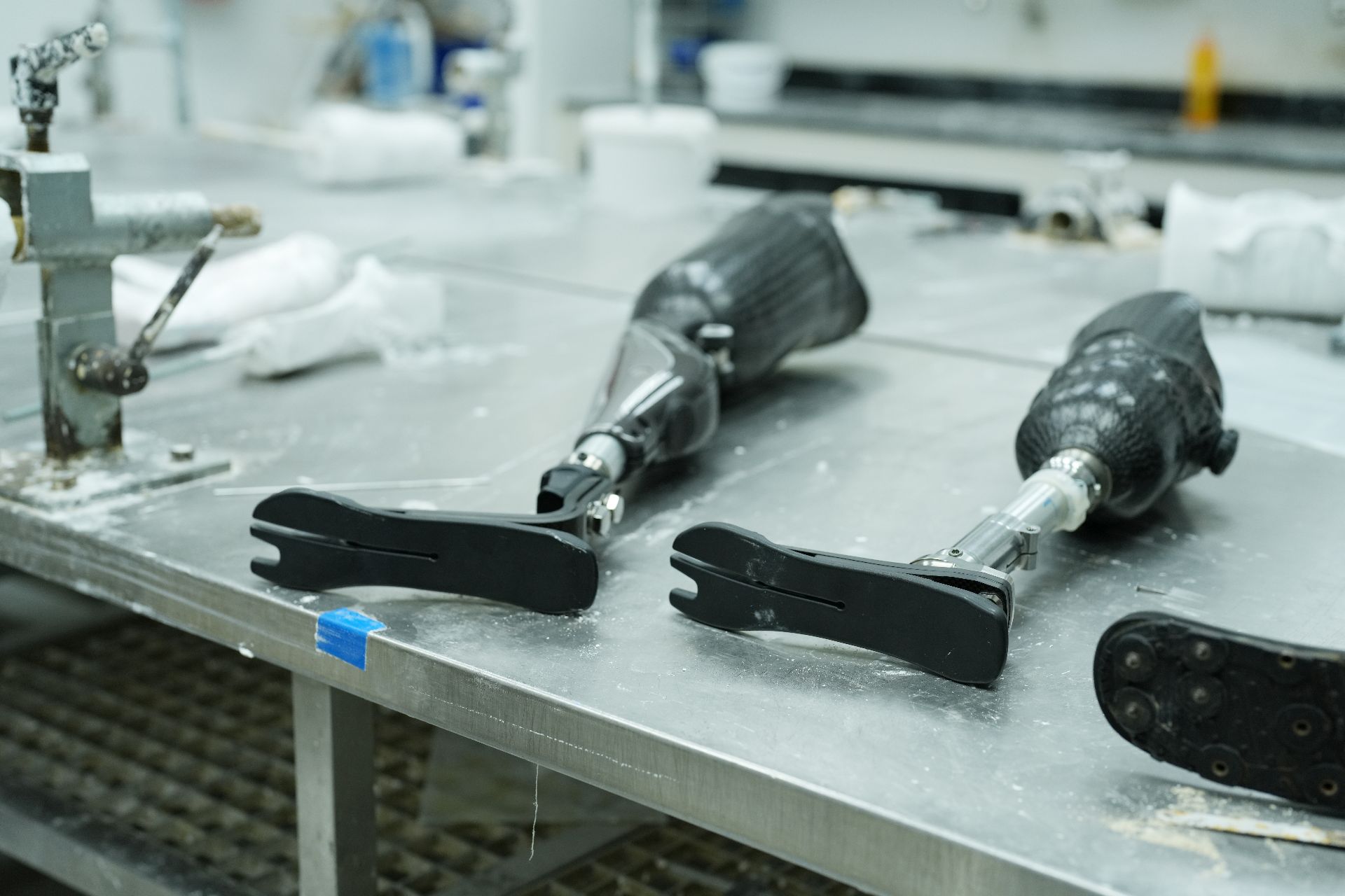 Инновационные амортизирующие элементы в протезировании: как они влияют на походку пациента